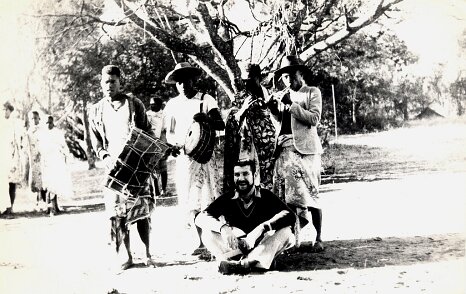 ${folderTitle} Madagascar vers 1952; La fête ${