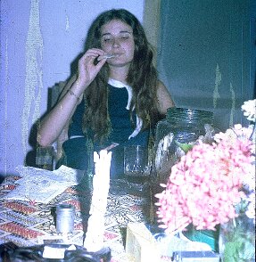 1970-1971: Indonésie Marie déguste ${