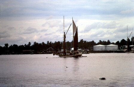 ${folderTitle} bateaux de Makassar ${