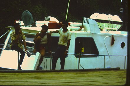 1973-Indonesie_Mahakam_PICT10067-PL Indonésie, Mahakam - Par Pierre Lauro ${fileName} © Pierre Lauro