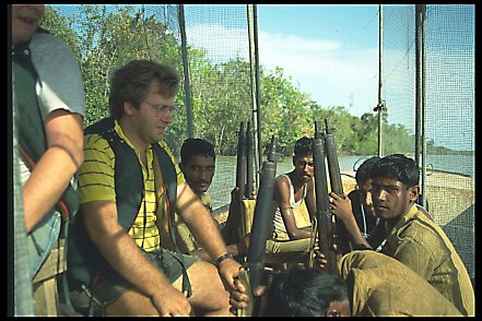 P1_IMG0001 Mission 246-45-09 Myriaséis et 338, Bangladesh 1 an en 1985 ${fileName} © Pierre-Marie GUYOT &rarr; Commentaire de PM Guyot 31/05/2026 11:05 Philippe Marcou...
