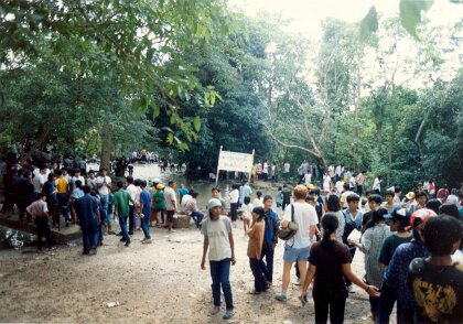 1989: Thaïlande par Gérard Gadaud 1989, 1ère mission vibro CGG en Thaïlande; Songkram ${
