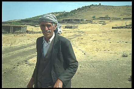IMG0032 Mission 206-38-42 Sercel 348, Turquie Kurdistan (Diyarbakir, Van) 2 ou 3 mois en 1992 ${fileName} © Pierre-Marie GUYOT