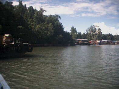 Photos Indonesie - Irian Jaya/Barges/Fuel Barge - ${label} ${
