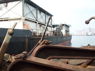 Photos Indonesie - Irian Jaya/Barges/Standard Barge/chantier standard - ${label} ${