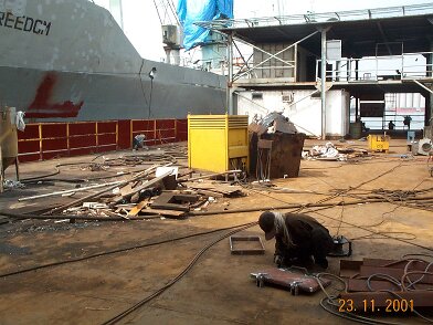 Photos Indonesie - Irian Jaya/Barges/Standard Barge/chantier standard - ${label} ${