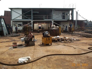 Photos Indonesie - Irian Jaya/Barges/Standard Barge/chantier standard - ${label} ${