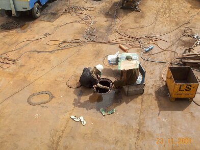 Photos Indonesie - Irian Jaya/Barges/Standard Barge/chantier standard - ${label} ${