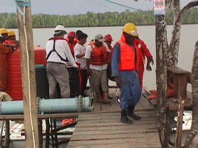 Photos Indonesie - Irian Jaya/Medevacs/050202 - ${label} ${