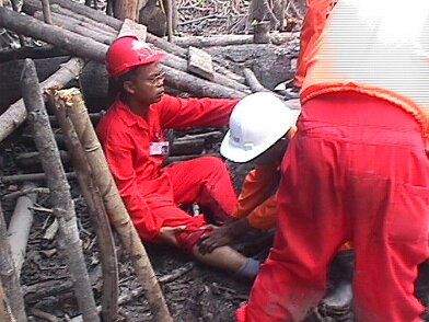 Photos Indonesie - Irian Jaya/Medevacs/050202 - ${label} ${