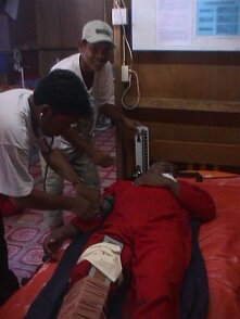 Photos Indonesie - Irian Jaya/Medevacs/050202 - ${label} ${